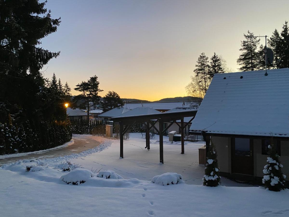 Prazdninovy Domek Kobylnice Lipno nad Vltavou Buitenkant foto